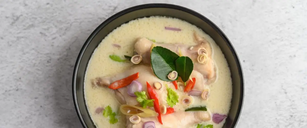 przepis zupa tom kha kai